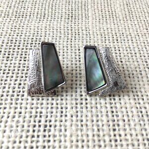 Silver Shell Earrings ~ **2 for $20**